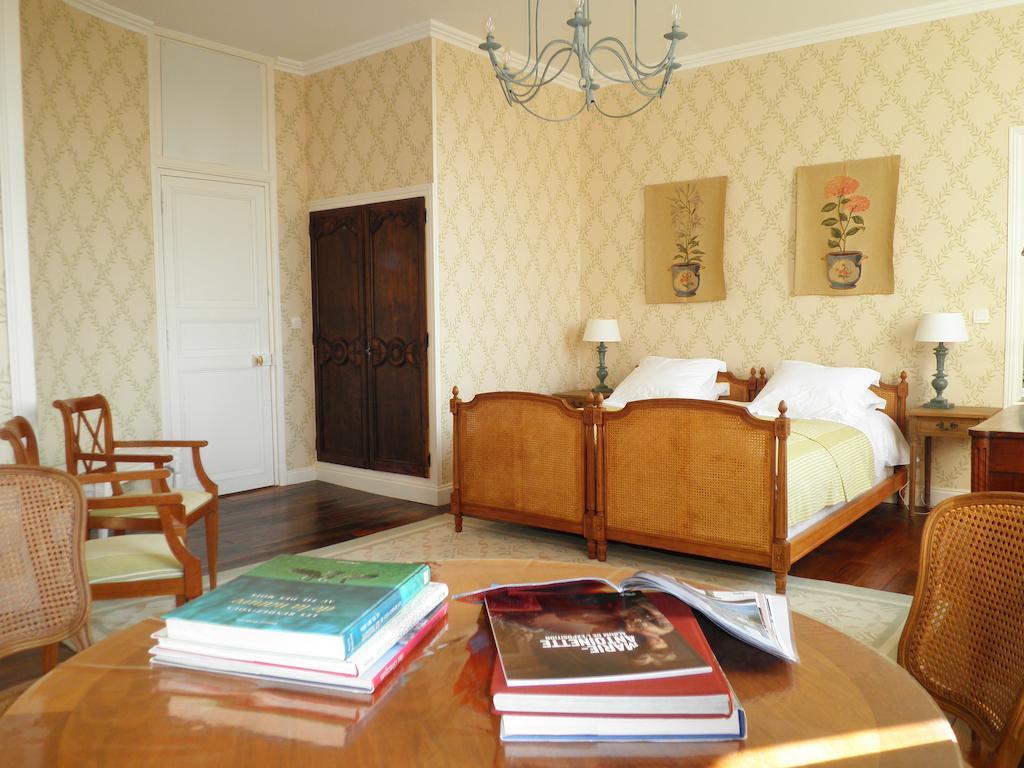 Chateau De La Marronniere Bed & Breakfast Aizenay Bilik gambar